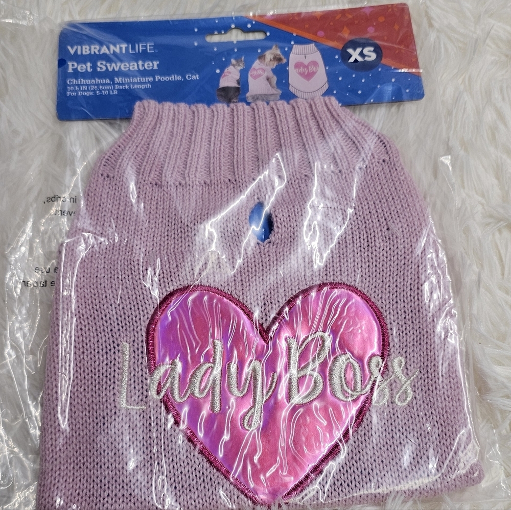 Vibrant Life Soft Pink Pet Sweater Heart  Lady Boss NIP Size XS FYI Runs Big